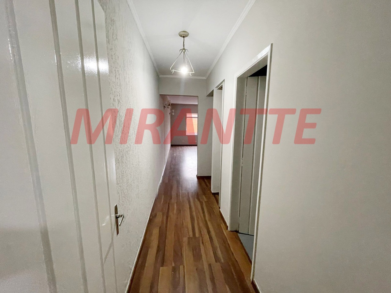 Sobrado de 286m² com 4 quartos em Imirim
