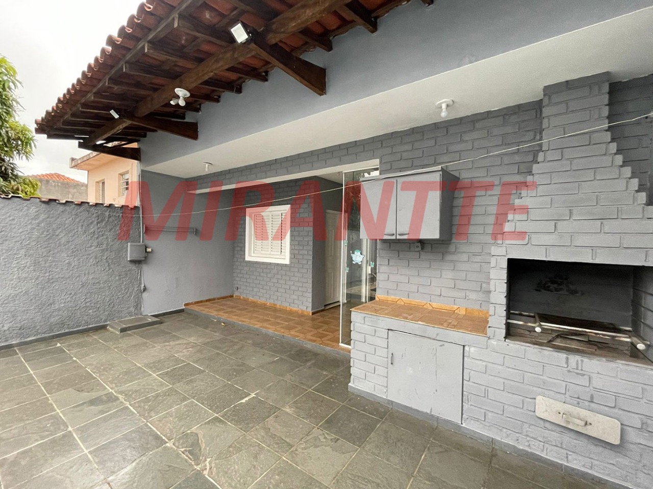 Sobrado de 286m² com 4 quartos em Imirim