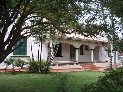 Casa terrea de 250m² com 4 quartos em Horto Florestal