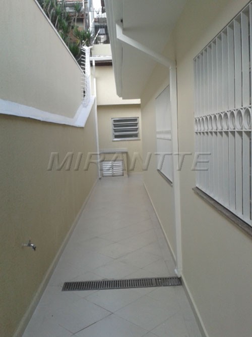 Sobrado de 340m² com 3 quartos em Jardim Virginia Bianca