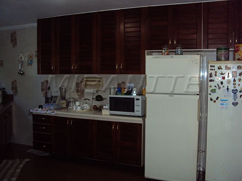 Sobrado de 400m² com 4 quartos em Tremembe