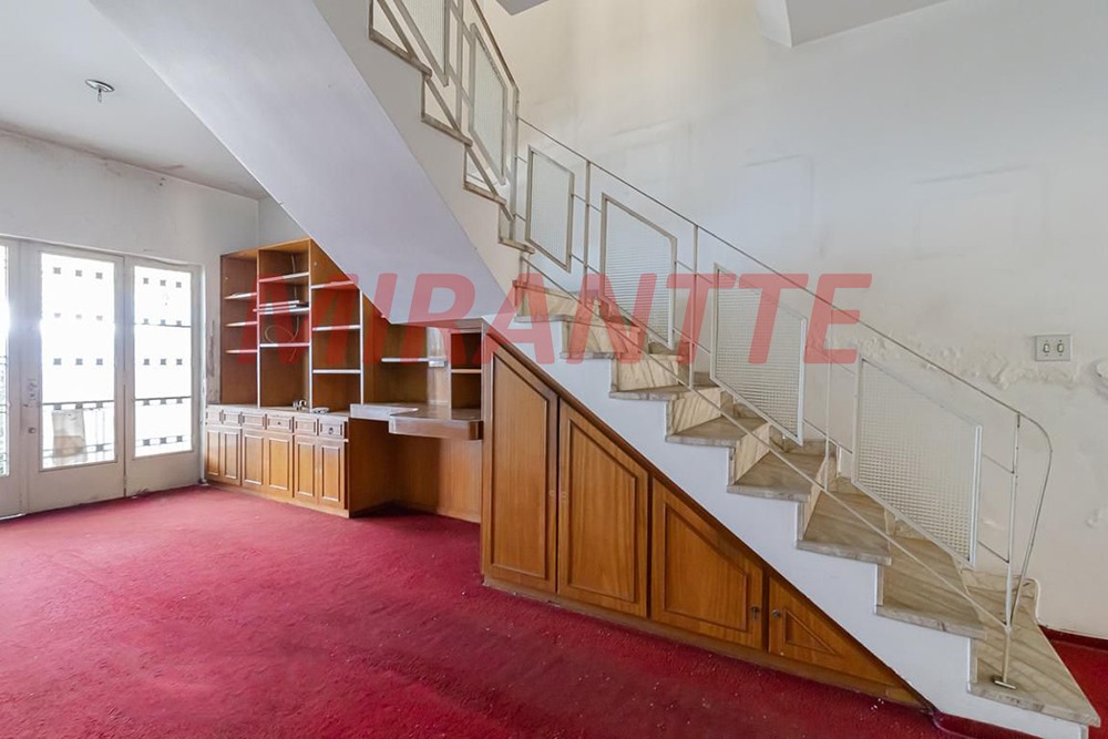 Sobrado de 282m² com 4 quartos em Cambuci