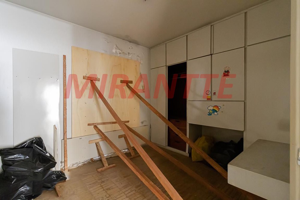 Sobrado de 282m² com 4 quartos em Cambuci