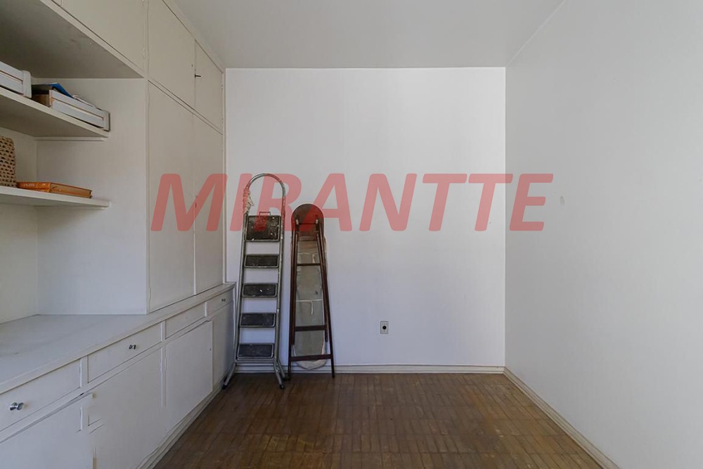 Sobrado de 282m² com 4 quartos em Cambuci