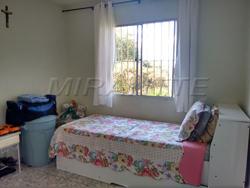Apartamento de 59m² com 2 quartos em Barro Branco