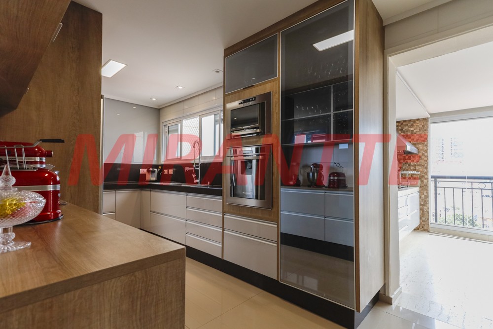Apartamento de 264m² com 3 quartos em Santa Teresinha