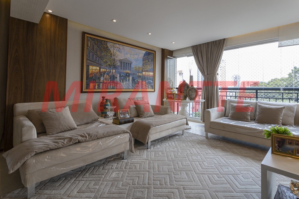 Apartamento de 264m² com 3 quartos em Santa Teresinha