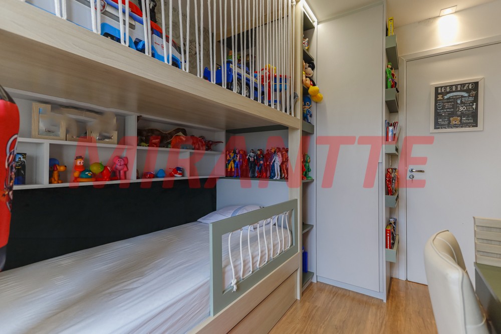 Apartamento de 264m² com 3 quartos em Santa Teresinha