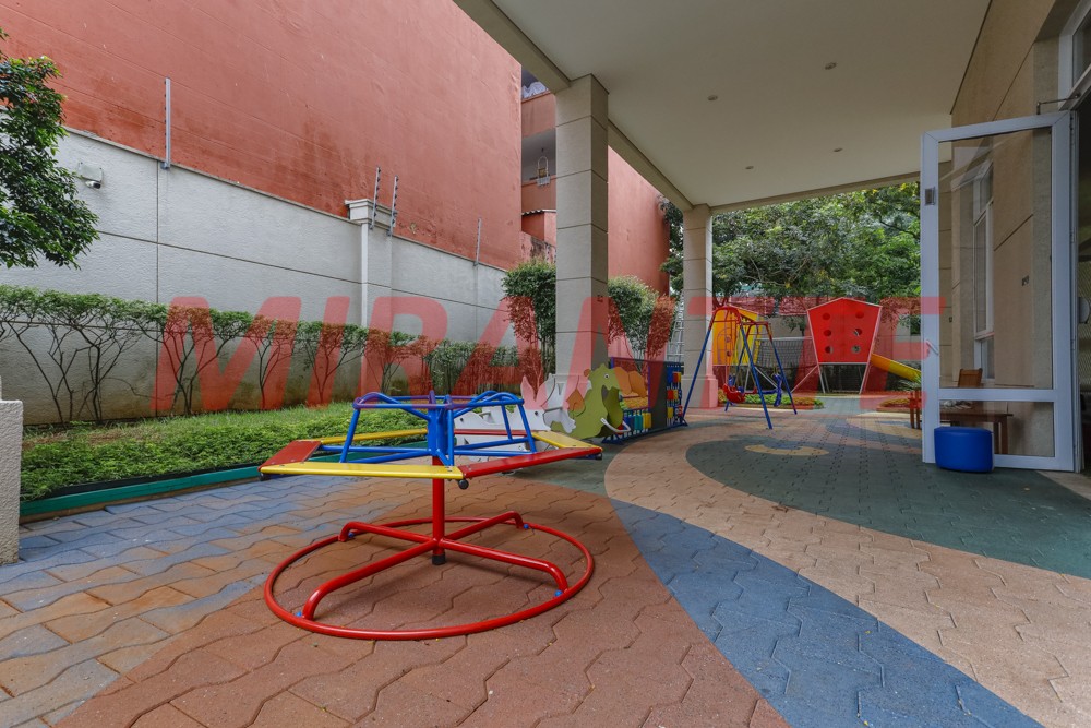 Apartamento de 264m² com 3 quartos em Santa Teresinha