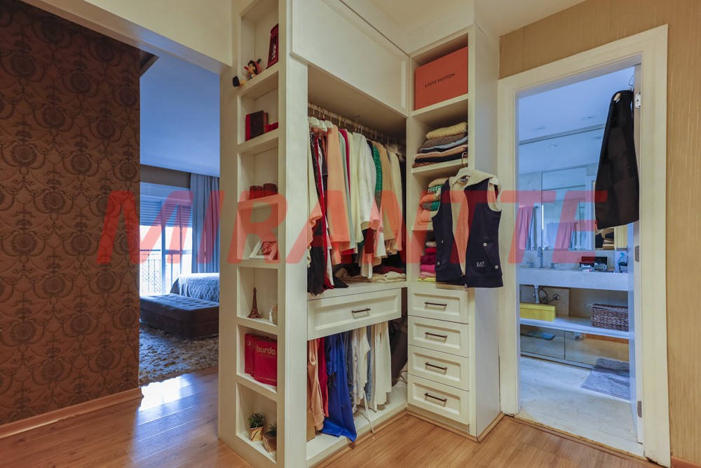 Apartamento de 264m² com 3 quartos em Santa Teresinha