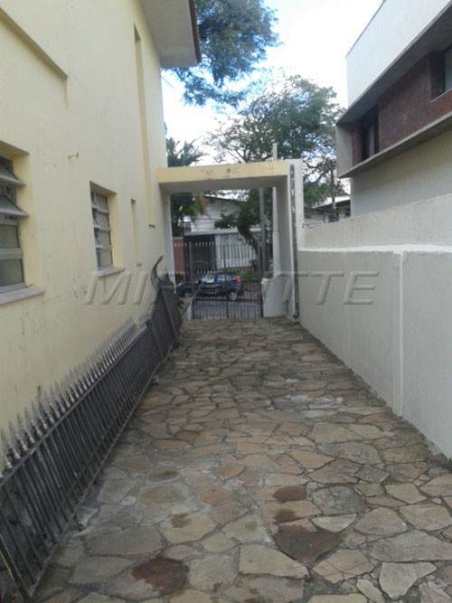 Sobrado com 5 quartos em Sumaré