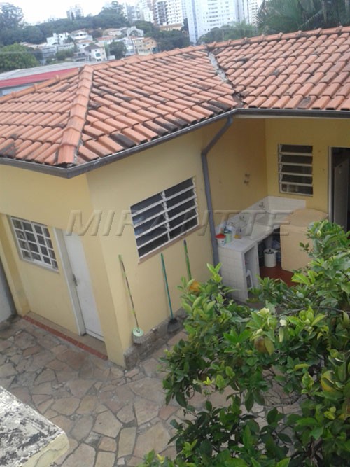 Sobrado com 5 quartos em Sumaré