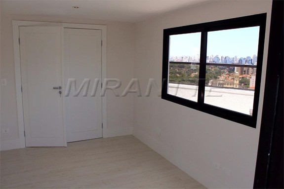 Apartamento de 500m² com 4 quartos em Aclimação