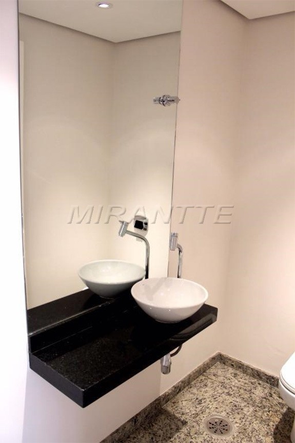 Apartamento de 500m² com 4 quartos em Aclimação