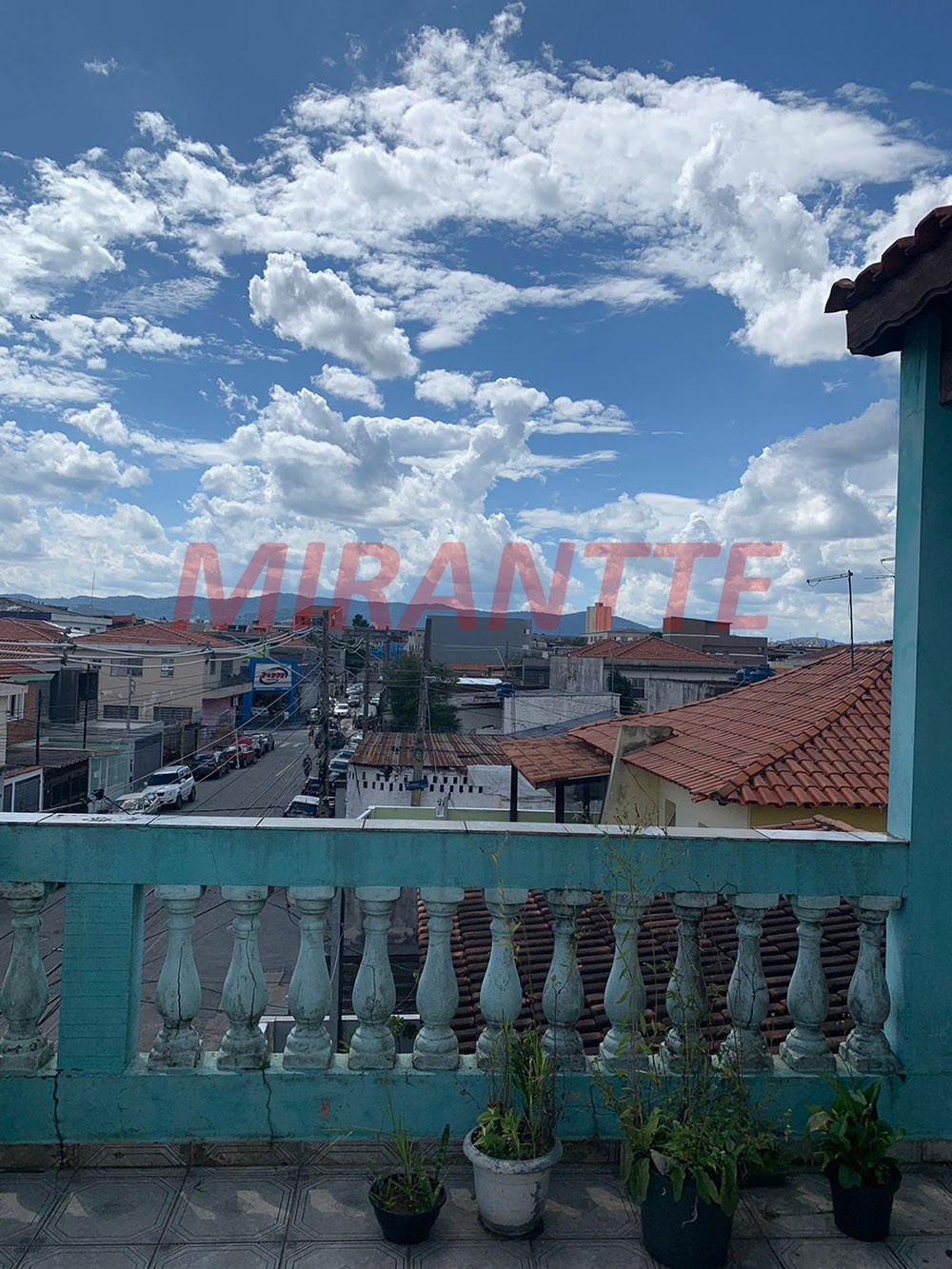 Sobrado de 165m² com 3 quartos em Jardim Brasil