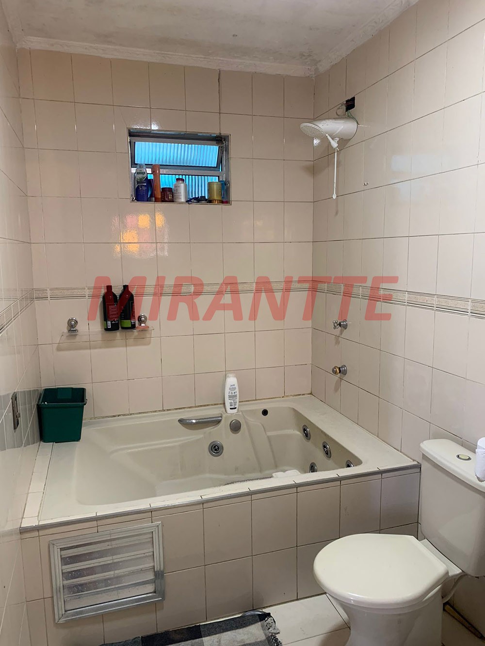 Sobrado de 165m² com 3 quartos em Jardim Brasil