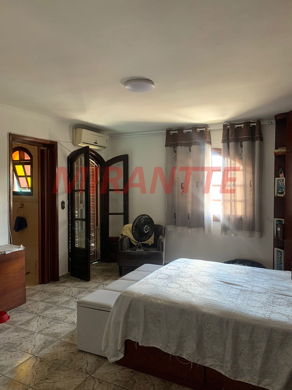 Sobrado de 165m² com 3 quartos em Jardim Brasil
