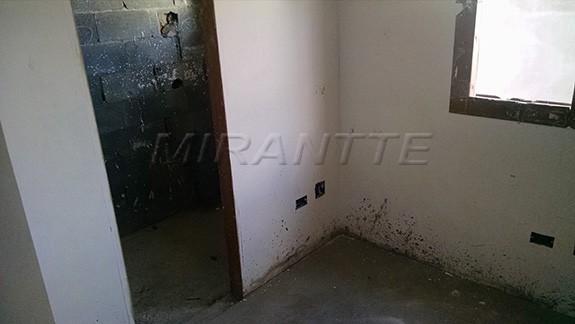 Cond. fechado de 90m² com 2 quartos em Parada Inglesa
