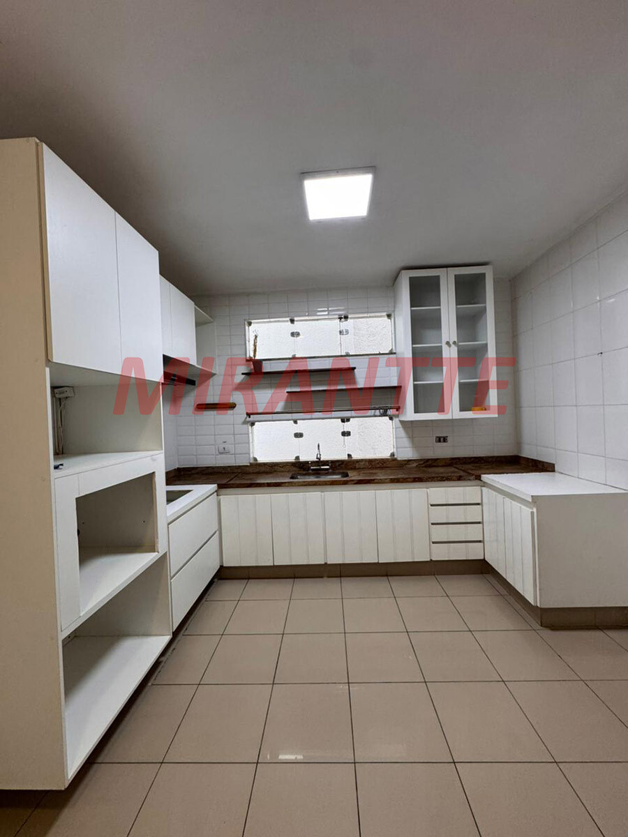 Sobrado de 227m² com 3 quartos em Jardim França