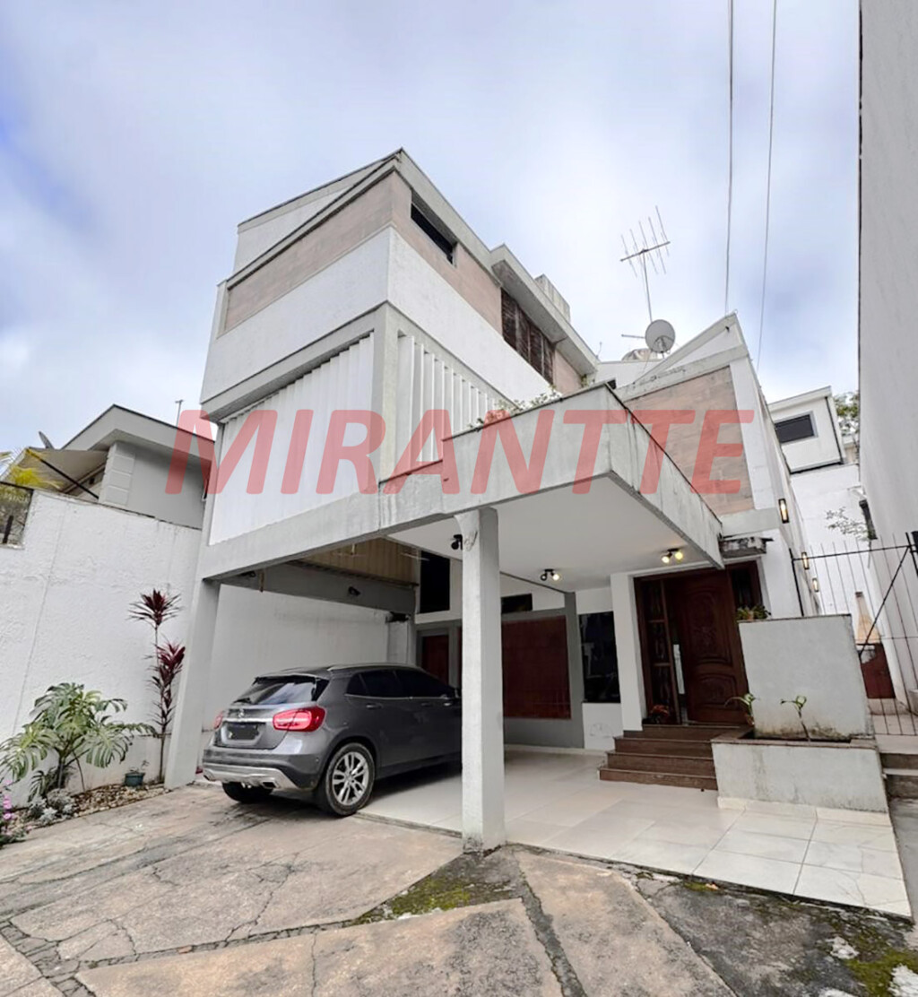 Sobrado de 227m² com 3 quartos em Jardim França