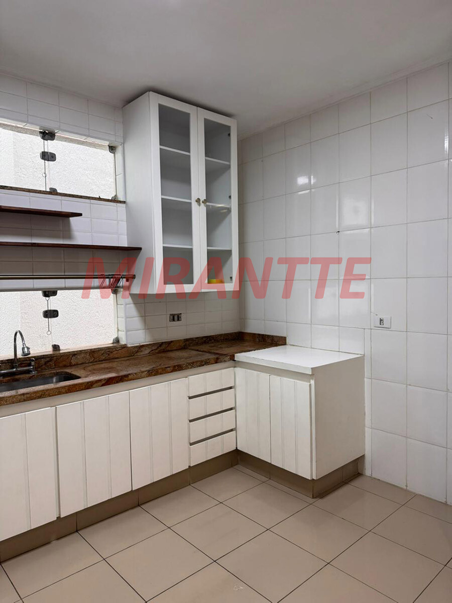 Sobrado de 227m² com 3 quartos em Jardim França