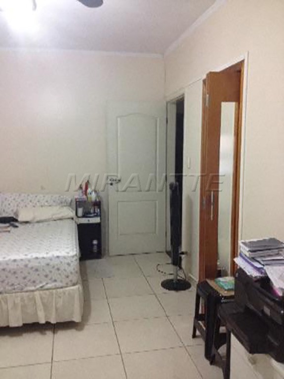 Sobrado de 237m² com 2 quartos em Vila Sabrina