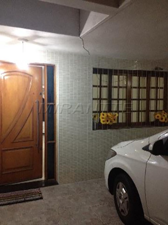 Sobrado de 237m² com 2 quartos em Vila Sabrina