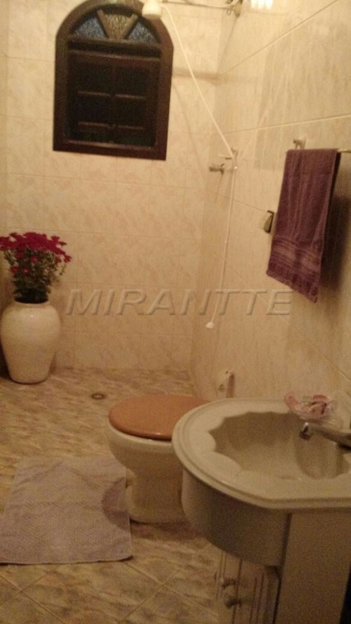 ChÁcara de 2900m² com 5 quartos em Vitória Régia