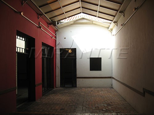 Comercial de 300m² em Santana
