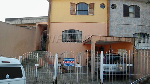 Sobrado de 93m² com 3 quartos em Cachoeirinha