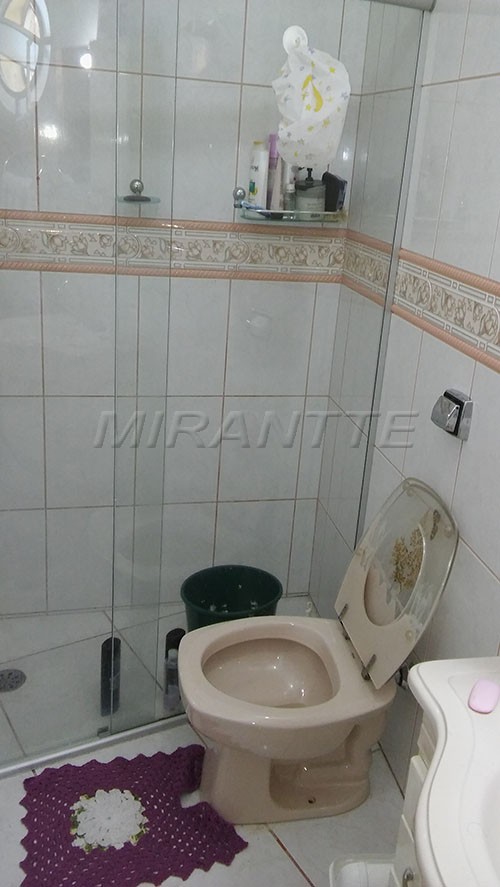 Sobrado de 93m² com 3 quartos em Cachoeirinha