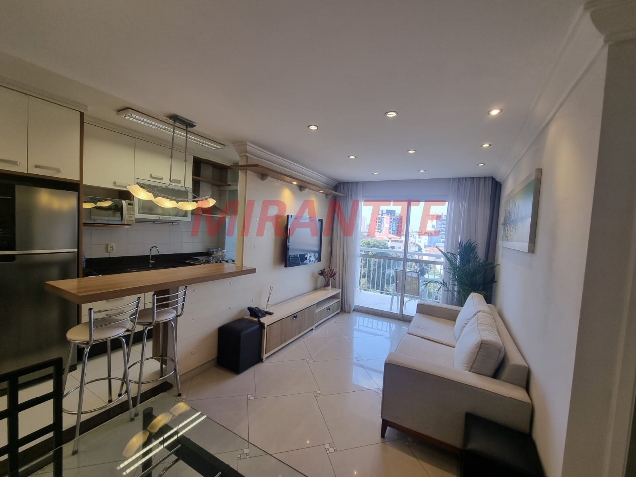Apartamento de 64m² com 2 quartos em Santana