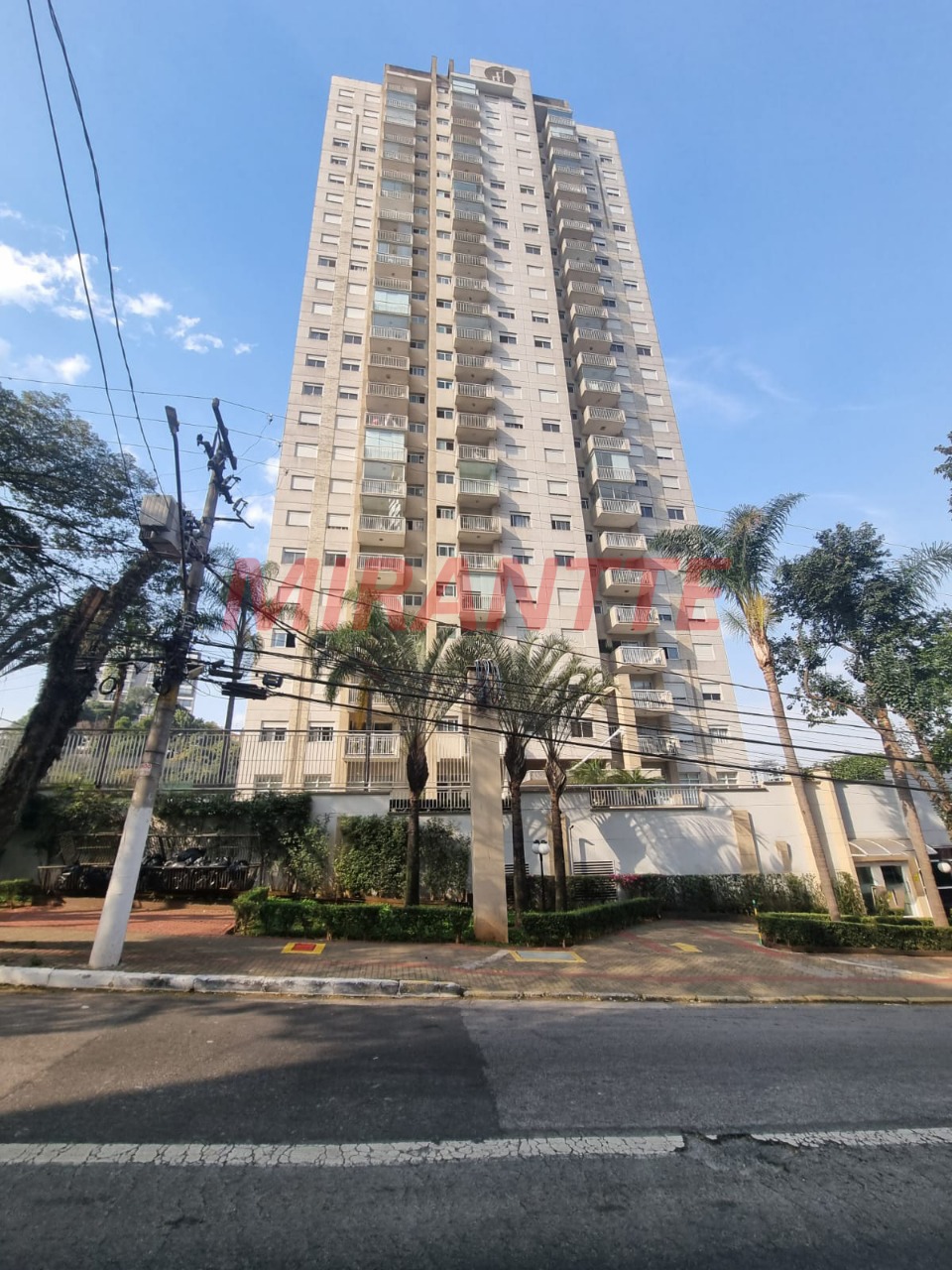 Apartamento de 64m² com 2 quartos em Santana