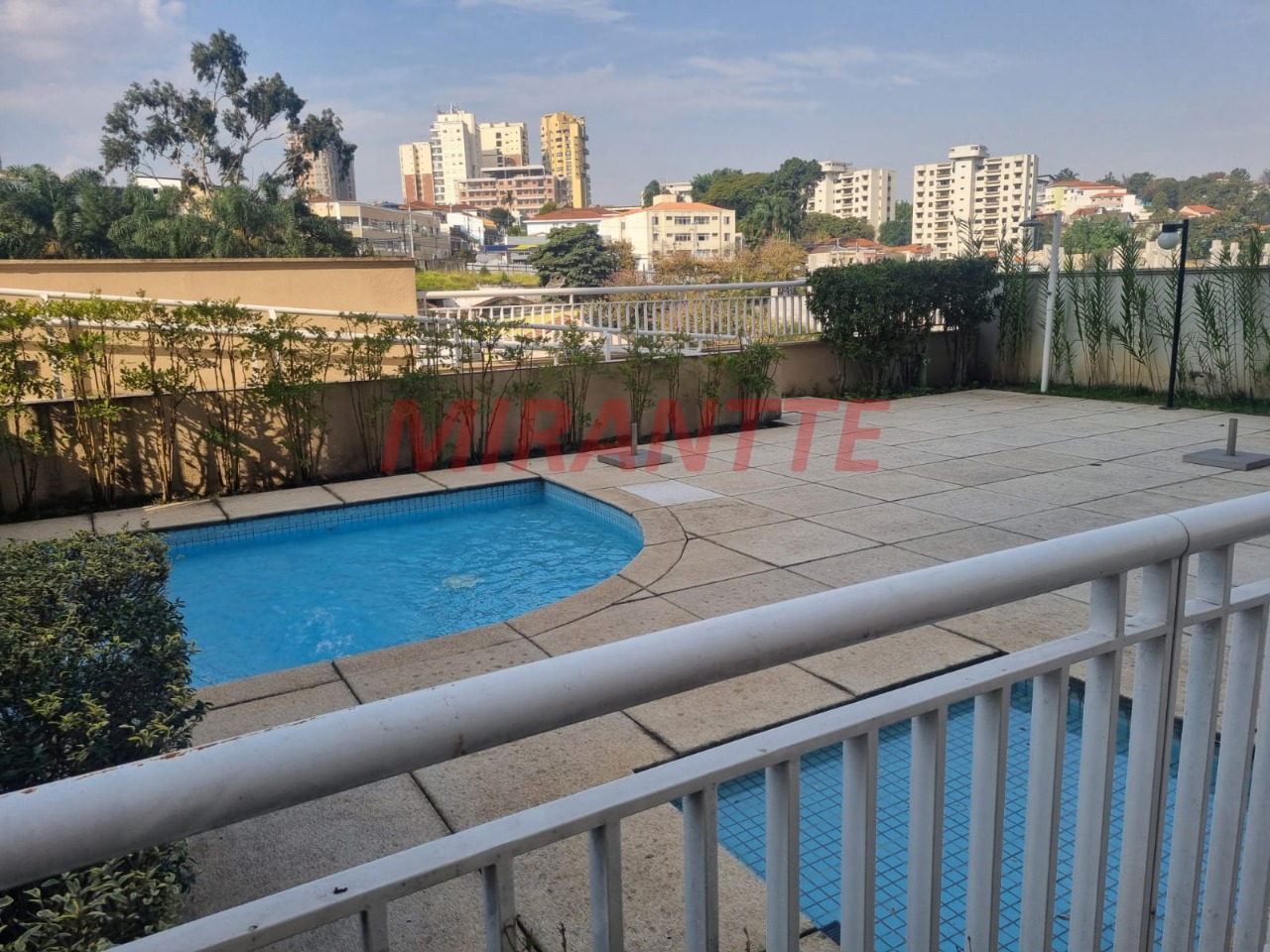 Apartamento de 64m² com 2 quartos em Santana