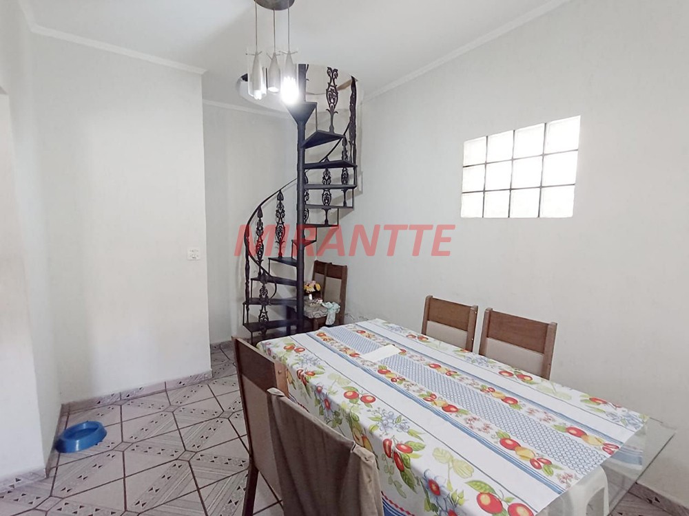 Sobrado de 225m² com 4 quartos em Casa Verde