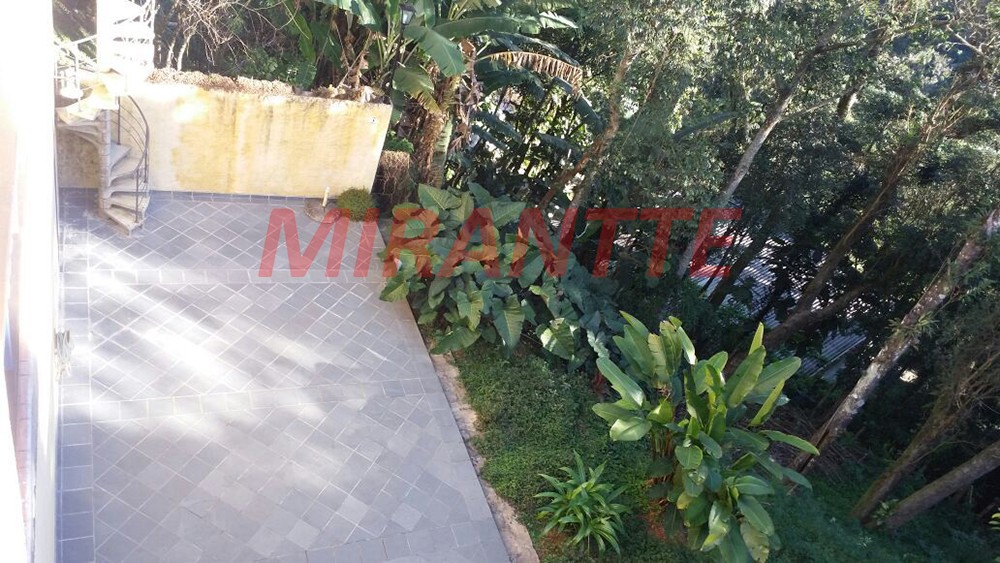 Casa terrea de 200m² com 3 quartos em Serra da Cantareira