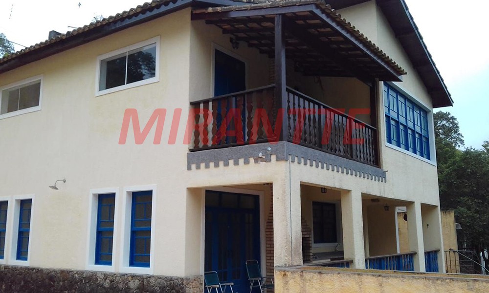 Casa terrea de 200m² com 3 quartos em Serra da Cantareira