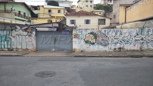 Terreno de 756m² com 3 quartos em Imirim