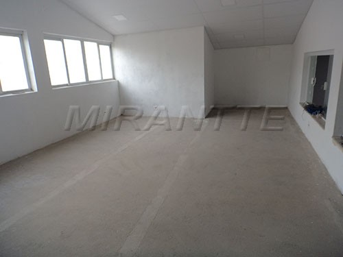 Comercial em Parada Inglesa