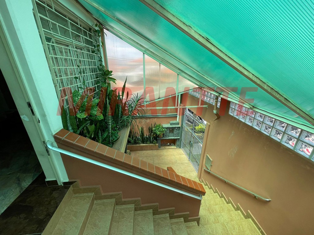 Sobrado de 396m² com 5 quartos em Jardim São Paulo