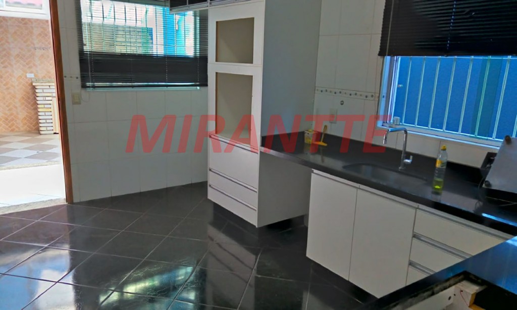 Sobrado de 165m² com 3 quartos em Parada Inglesa