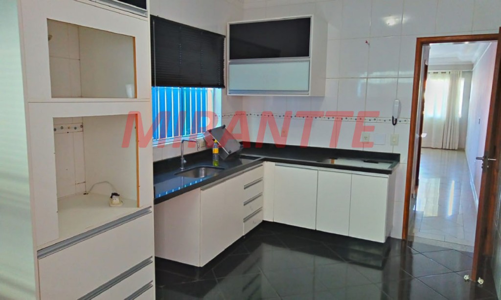 Sobrado de 165m² com 3 quartos em Parada Inglesa