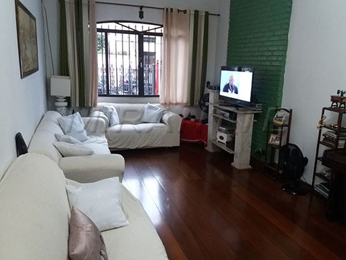 Sobrado de 138m² com 3 quartos em Jardim São José
