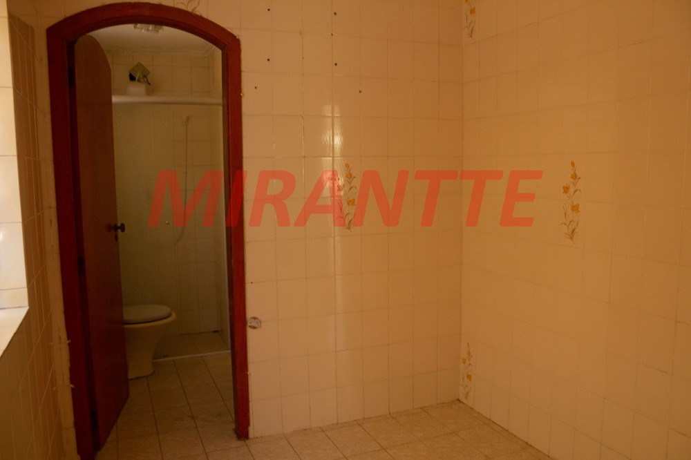 Sobrado de 214m² com 4 quartos em Horto Florestal