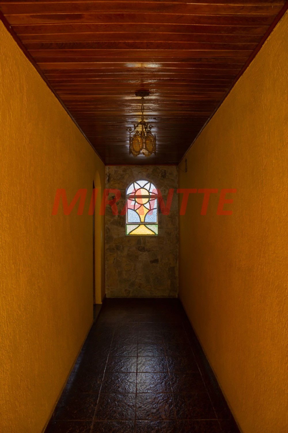 Sobrado de 214m² com 4 quartos em Horto Florestal