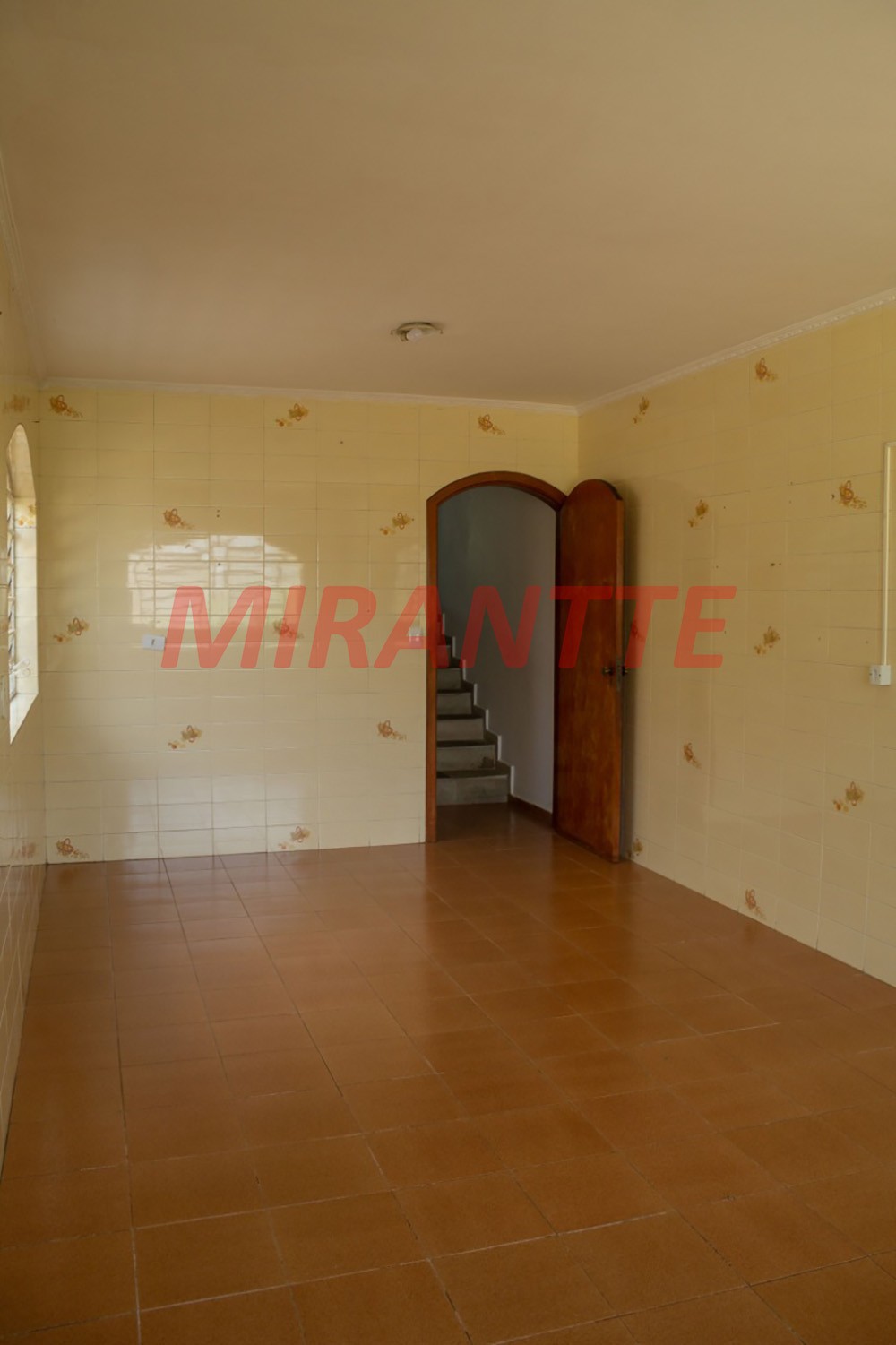 Sobrado de 214m² com 4 quartos em Horto Florestal