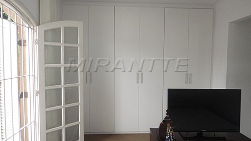 Sobrado de 140m² com 3 quartos em Horto Florestal