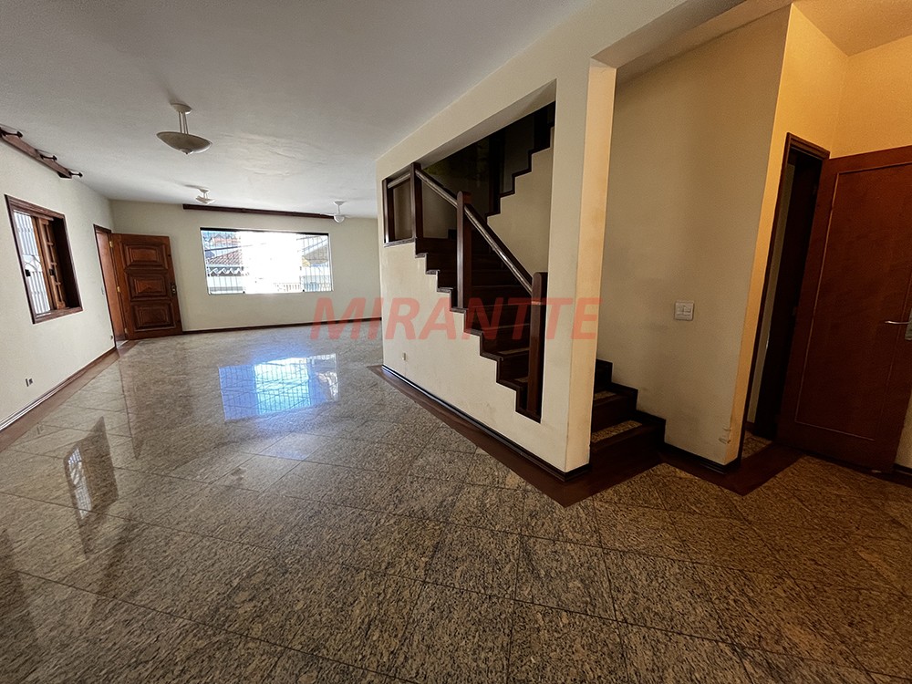 Sobrado de 288m² com 4 quartos em Jardim França