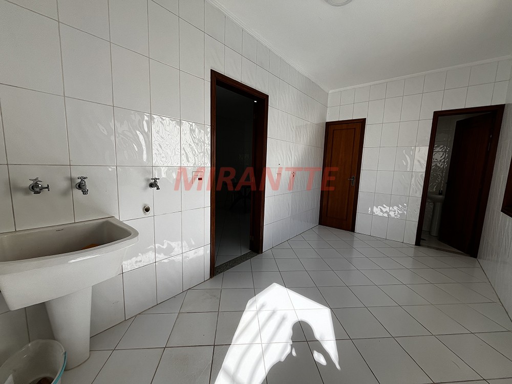 Sobrado de 288m² com 4 quartos em Jardim França