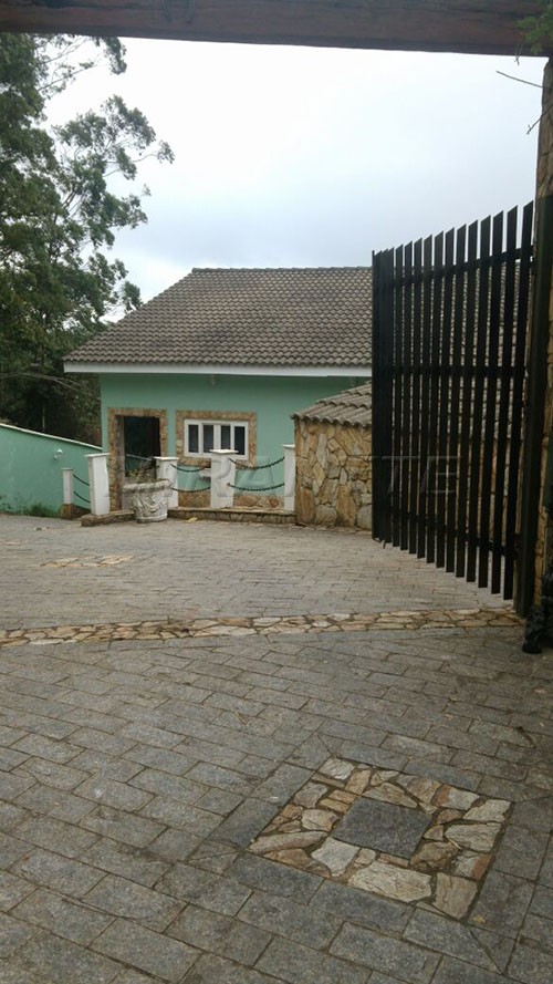 Sobrado de 600m² com 5 quartos em Serra Da Cantareira